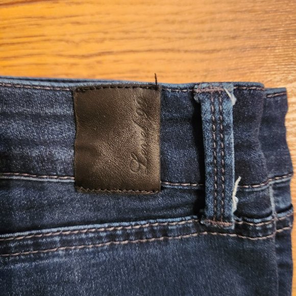 Level 99 Jeans - Picture 13 of 14